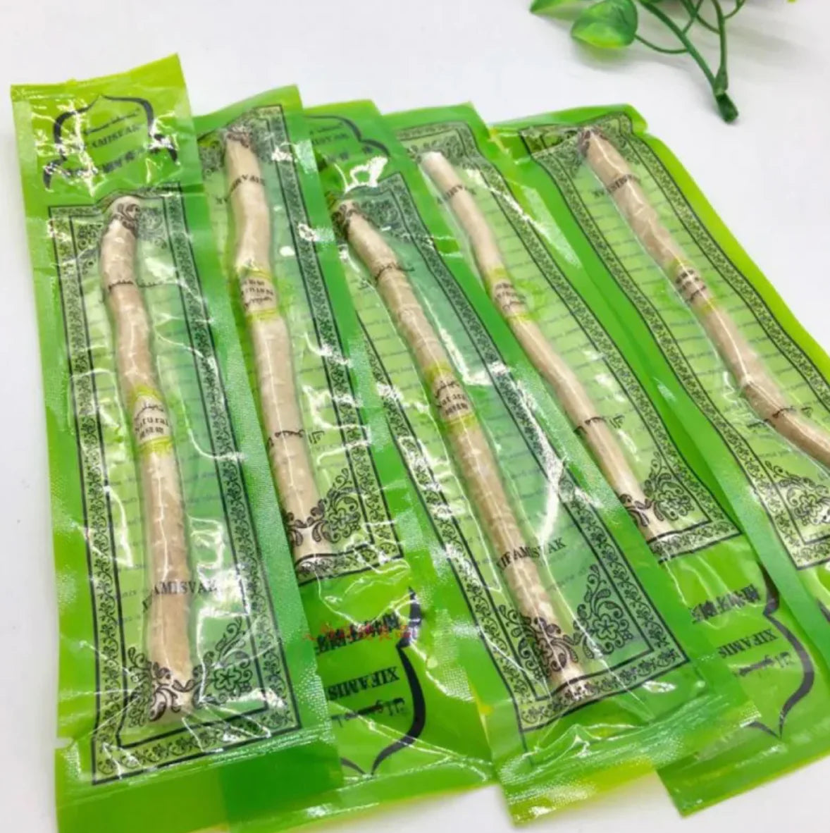 Miswak Tooth Cleaning Sticks – 3 Pack